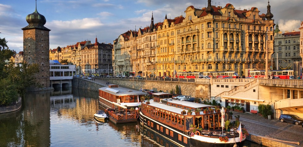 Boat trip
View of Prague during a romantic cruise on the Vltava River.